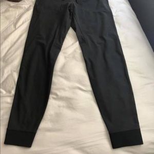 Small lululemon joggers